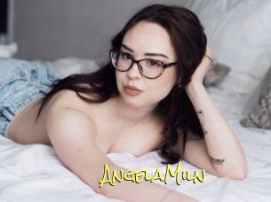 AngelaMiln