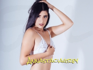 Annastaciagrey