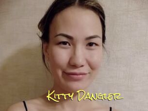 Kitty_Dangler