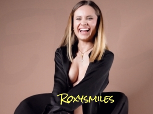 Roxysmiles